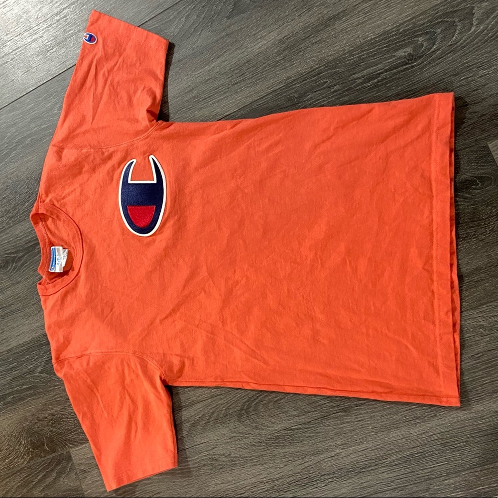 CHAMPION T SHIRT